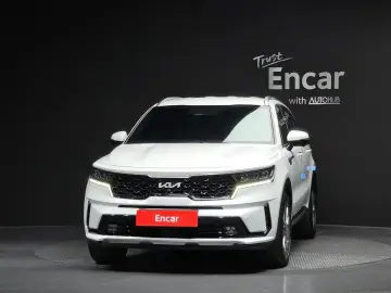 2023 Kia Sorento с пробегом 156 117 км