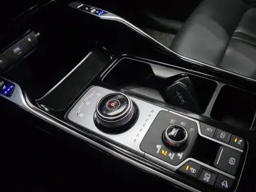 2023 Kia Sorento с пробегом 33 492 км