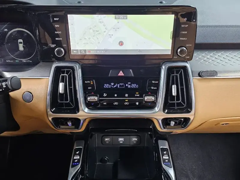 2023 Kia Sorento с пробегом 156 117 км