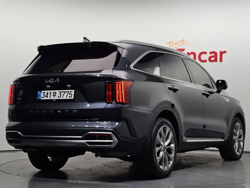 2022 Kia Sorento с пробегом 25 851 км