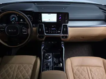 2022 Kia Sorento с пробегом 37 820 км