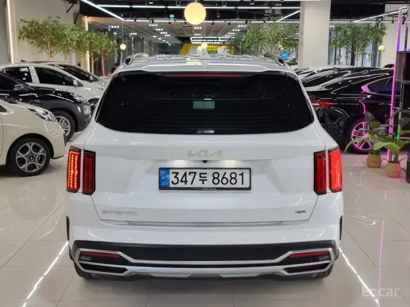 2023 Kia Sorento с пробегом 48 550 км