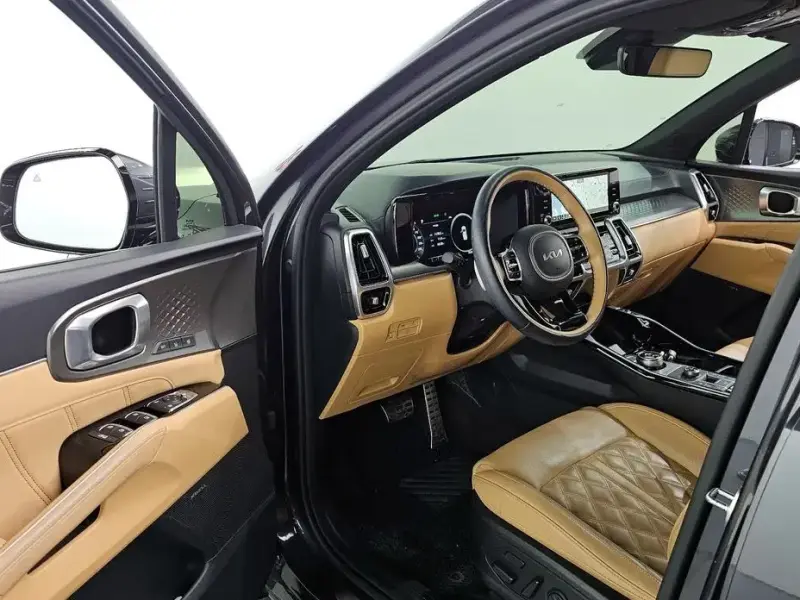 2022 Kia Sorento с пробегом 25 851 км