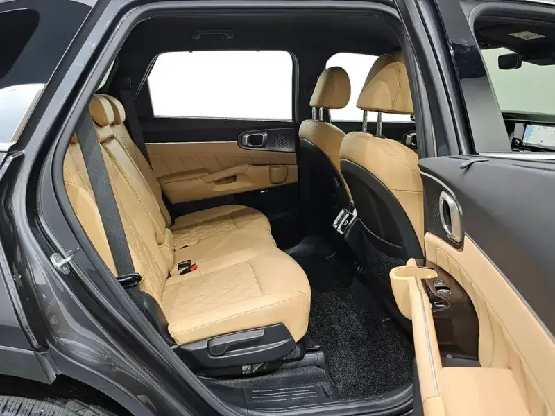 2022 Kia Sorento с пробегом 25 851 км