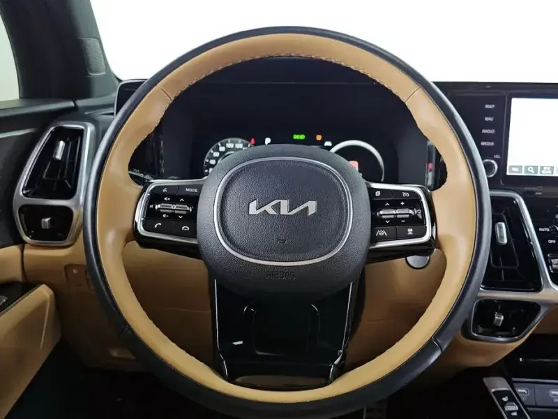 2022 Kia Sorento с пробегом 25 851 км