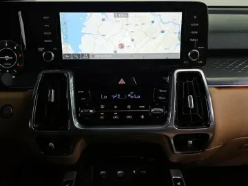 2022 Kia Sorento с пробегом 25 851 км