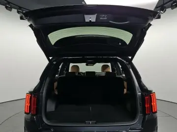 2022 Kia Sorento с пробегом 25 851 км
