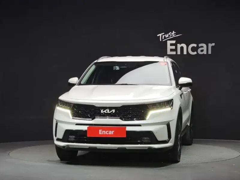 2021 Kia Sorento с пробегом 21 099 км