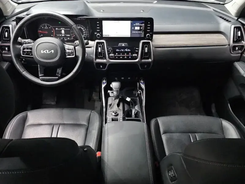 2021 Kia Sorento с пробегом 21 099 км