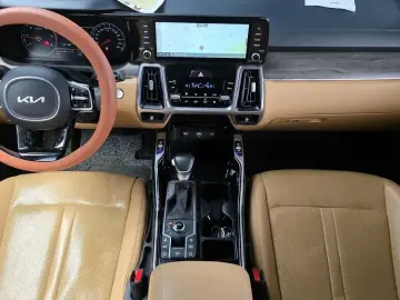 2021 Kia Sorento с пробегом 130 744 км