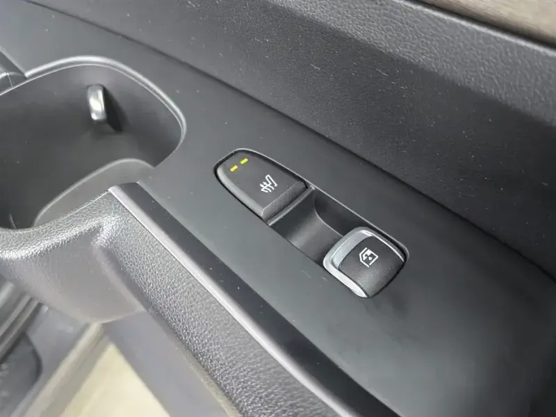 2023 Kia Sorento с пробегом 122 771 км