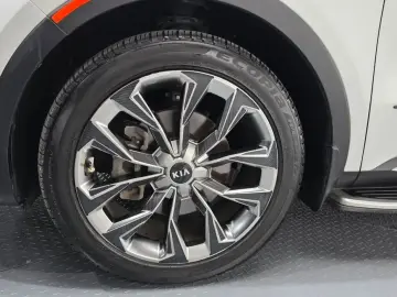 2021 Kia Sorento с пробегом 93 836 км