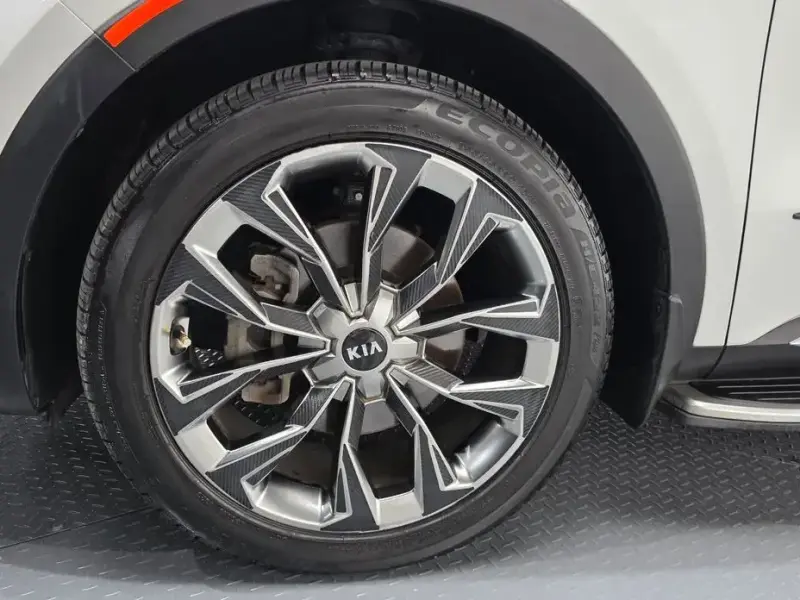 2021 Kia Sorento с пробегом 93 836 км