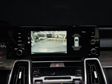 2023 Kia Sorento с пробегом 75 875 км