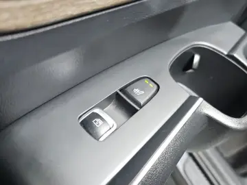 2023 Kia Sorento с пробегом 75 875 км
