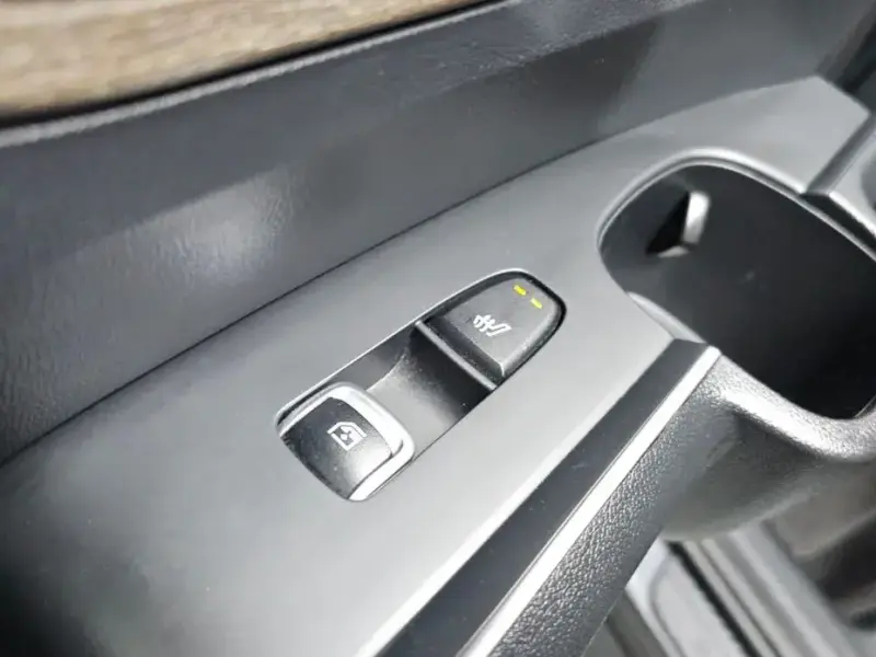 2023 Kia Sorento с пробегом 75 875 км