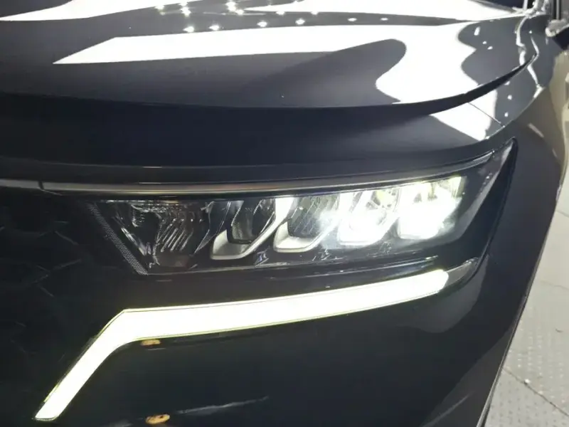 2023 Kia Sorento с пробегом 75 875 км