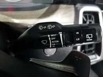 2023 Kia Sorento с пробегом 75 875 км