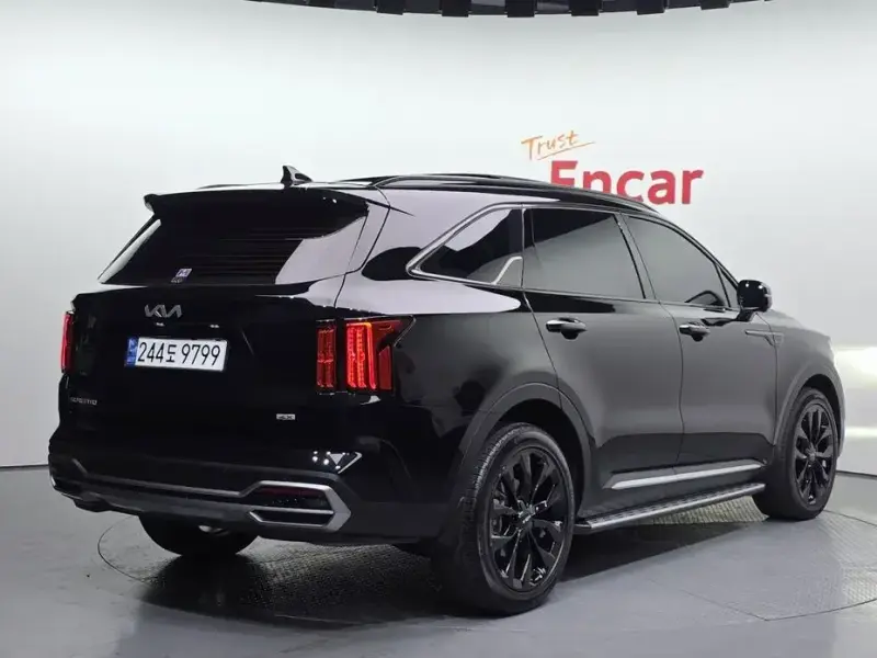 2023 Kia Sorento с пробегом 39 365 км