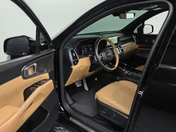 2023 Kia Sorento с пробегом 39 365 км