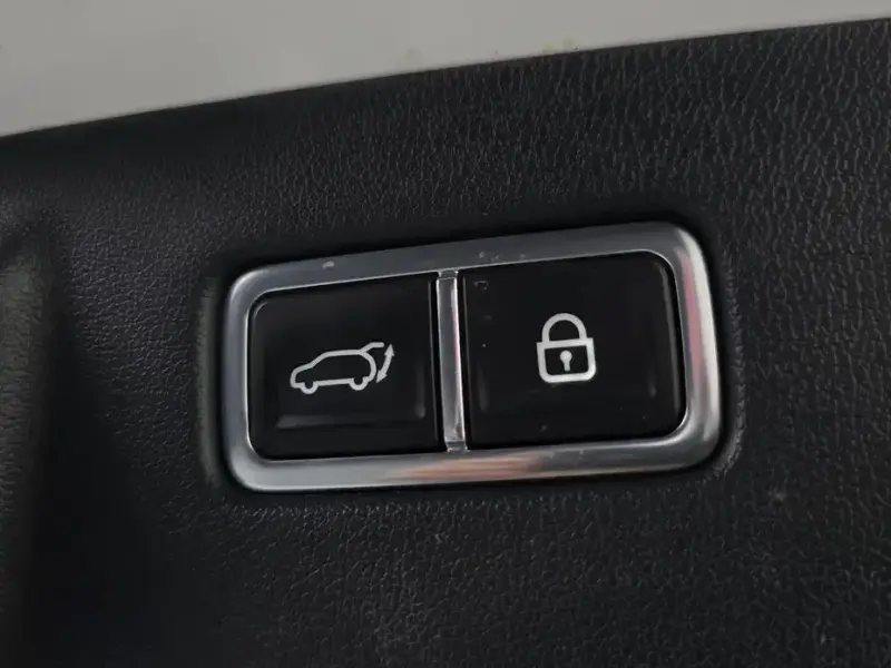2022 Kia Sorento с пробегом 87 018 км