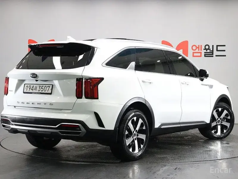 2021 Kia Sorento с пробегом 124 301 км