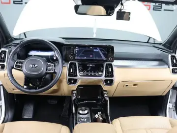 2021 Kia Sorento с пробегом 124 301 км