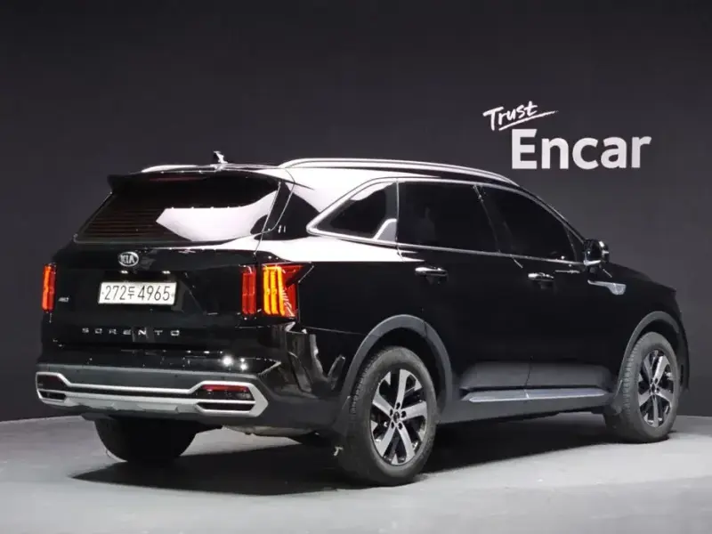 2021 Kia Sorento с пробегом 104 617 км