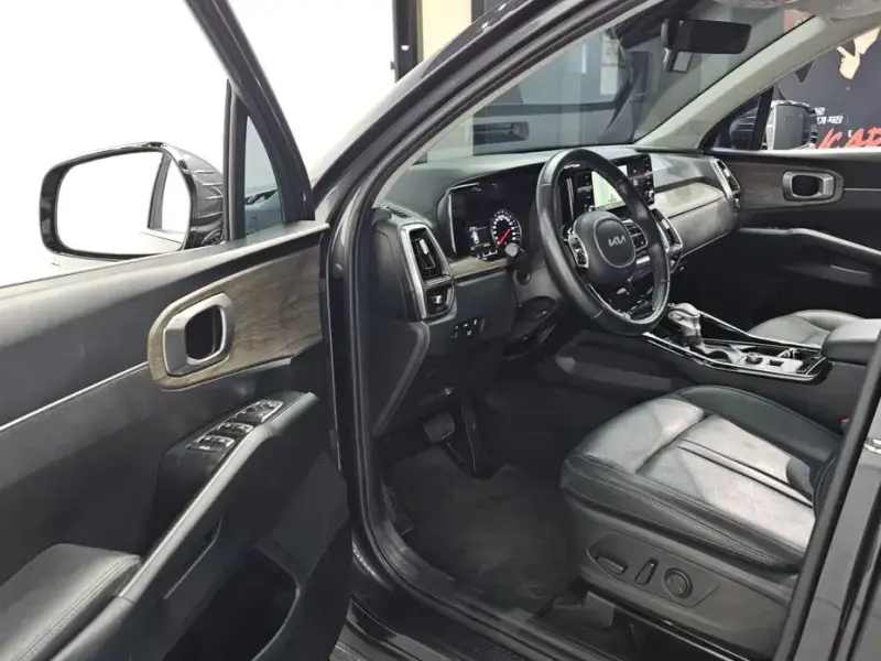 2022 Kia Sorento с пробегом 80 730 км