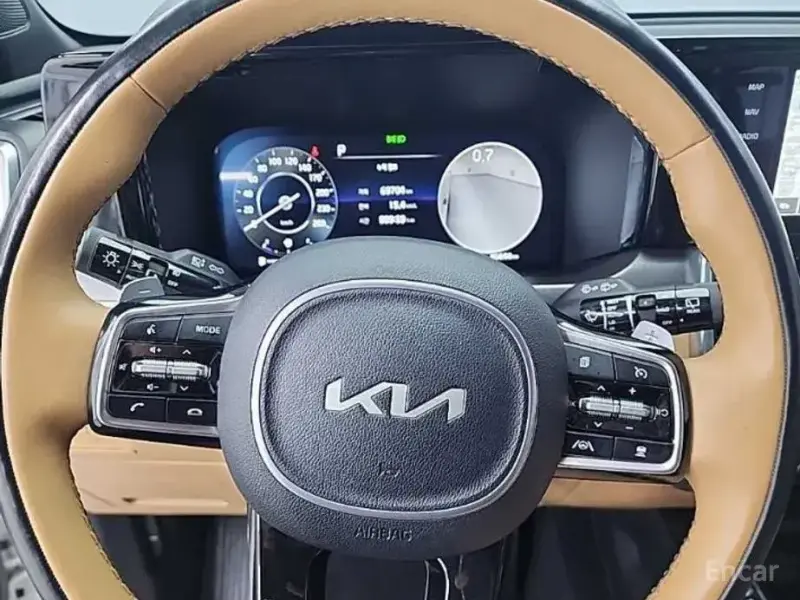 2023 Kia Sorento с пробегом 85 838 км