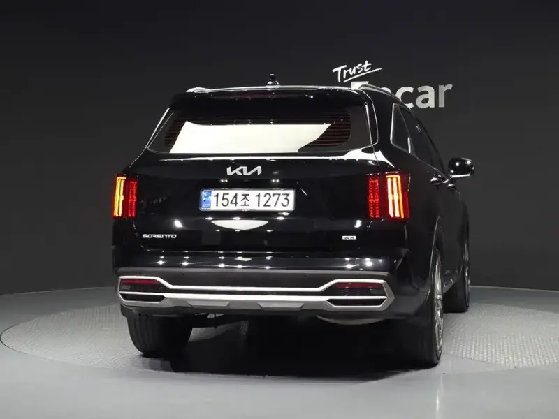 2023 Kia Sorento с пробегом 58 867 км