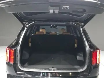 2023 Kia Sorento с пробегом 58 867 км