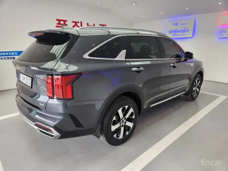 2023 Kia Sorento с пробегом 58 524 км