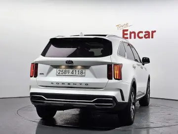 2021 Kia Sorento с пробегом 114 932 км