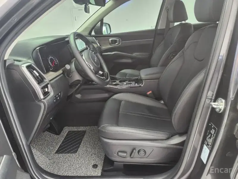 2023 Kia Sorento с пробегом 58 524 км