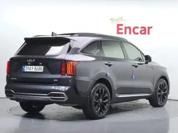 2023 Kia Sorento с пробегом 104 849 км