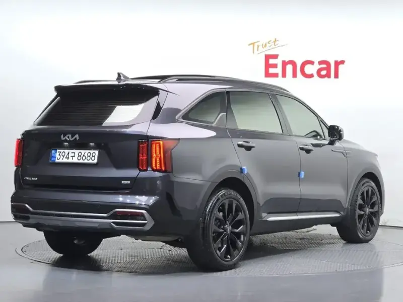 2023 Kia Sorento с пробегом 104 849 км