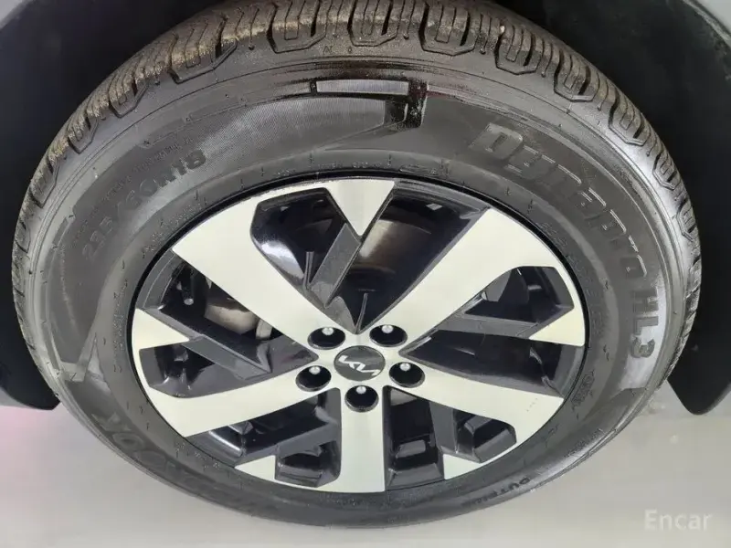 2023 Kia Sorento с пробегом 58 524 км