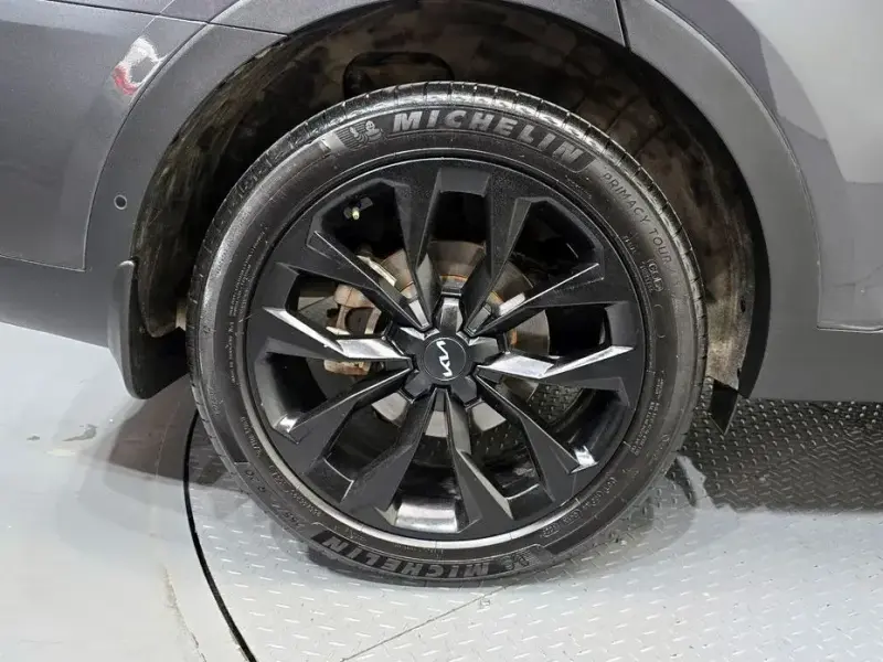2023 Kia Sorento с пробегом 104 849 км