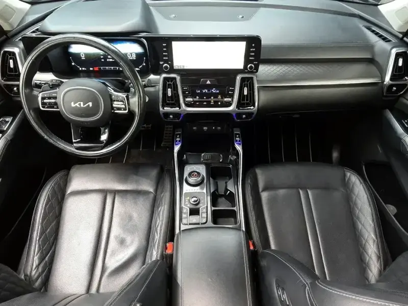 2023 Kia Sorento с пробегом 104 849 км