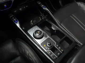 2023 Kia Sorento с пробегом 104 849 км