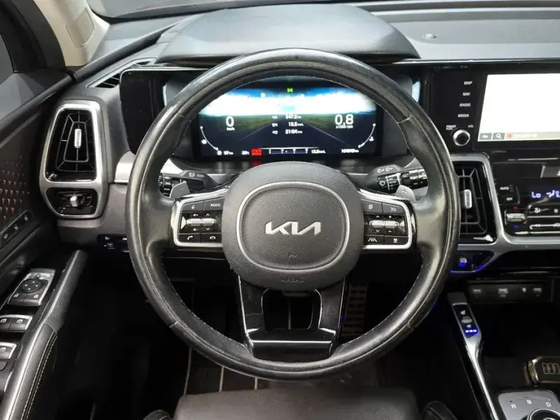2023 Kia Sorento с пробегом 104 849 км