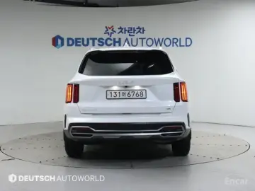 2023 Kia Sorento с пробегом 111 632 км