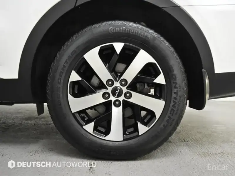 2023 Kia Sorento с пробегом 111 632 км