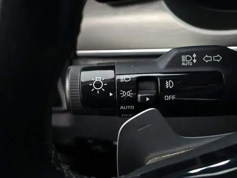 2023 Kia Sorento с пробегом 104 849 км