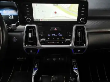 2023 Kia Sorento с пробегом 104 849 км