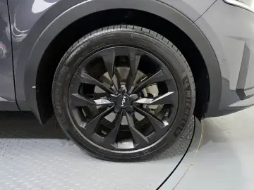 2023 Kia Sorento с пробегом 104 849 км