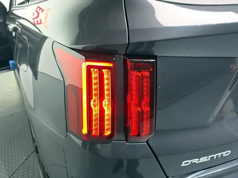 2023 Kia Sorento с пробегом 104 849 км