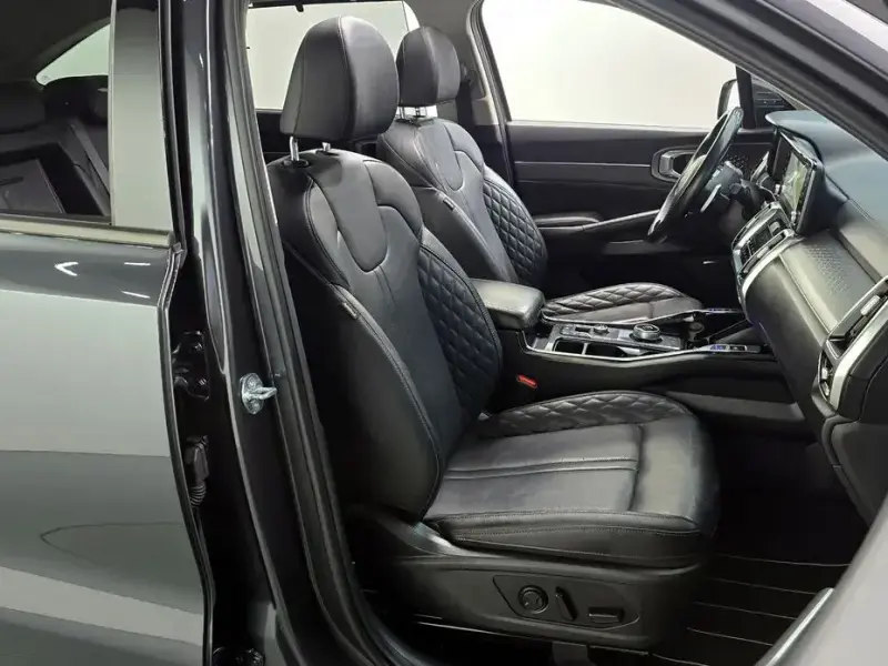 2023 Kia Sorento с пробегом 104 849 км