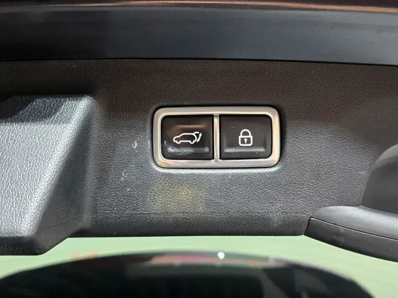 2023 Kia Sorento с пробегом 104 849 км